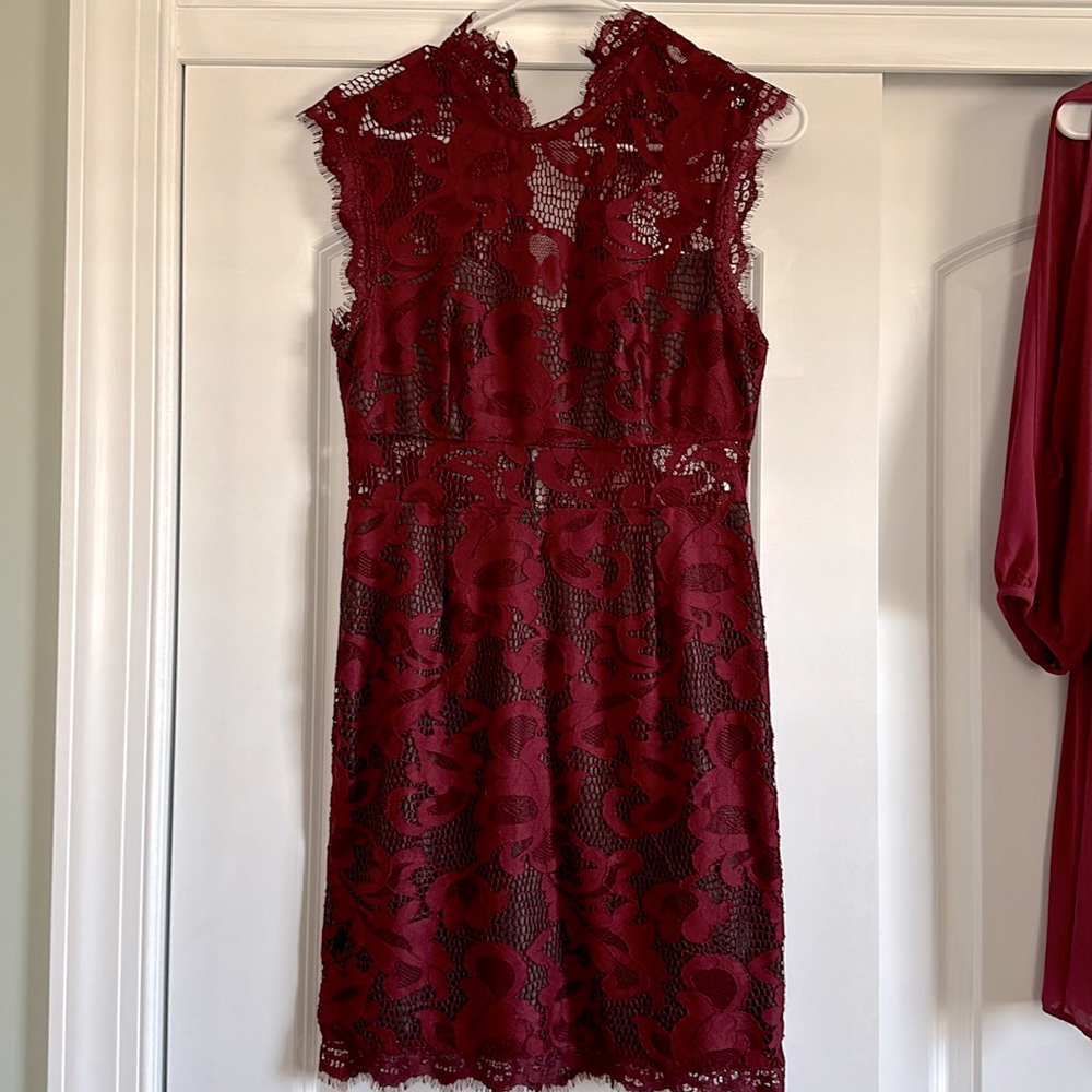 Beautiful lace dress 👗